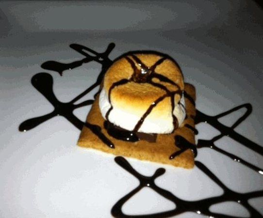 10pin bowling lounge